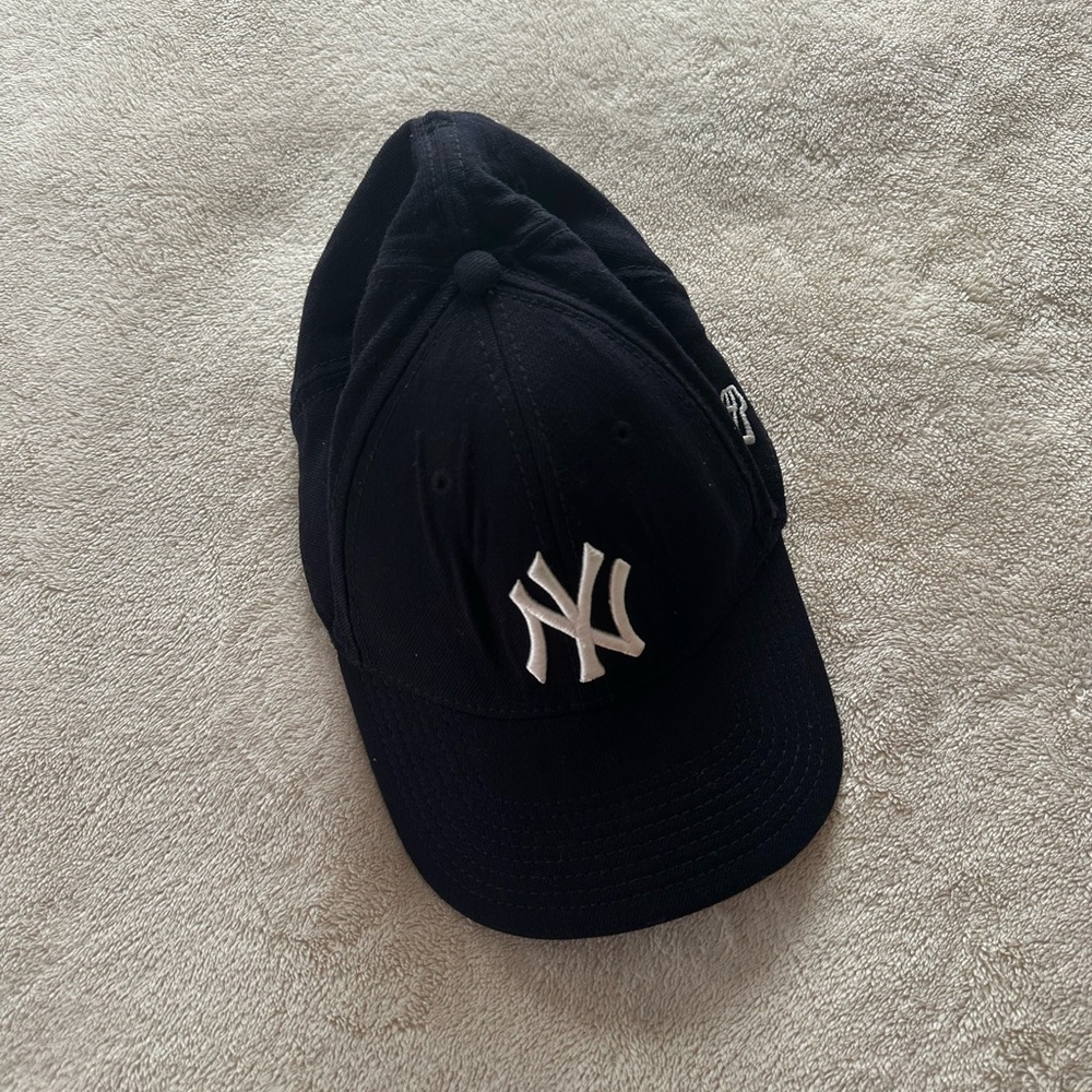New York Yankees Navy Blue Cap